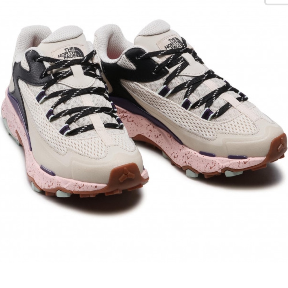 RARE 🔥 THE NORTH FACE VECTIV Taraval Trail Shoe (Like New)